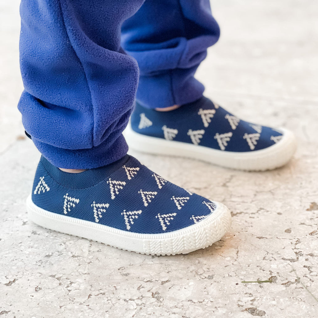 JAN & JUL Slip-on Knit Shoes, Machine Washable and Lightweight Sneakers for Toddler Boys and Girls