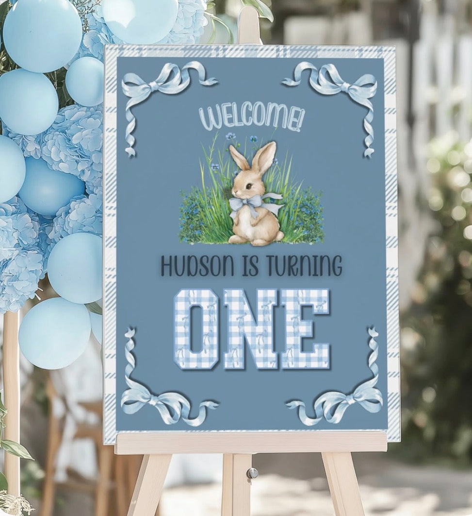Wooden Easel and Birthday Sign: Celebration Room Add on