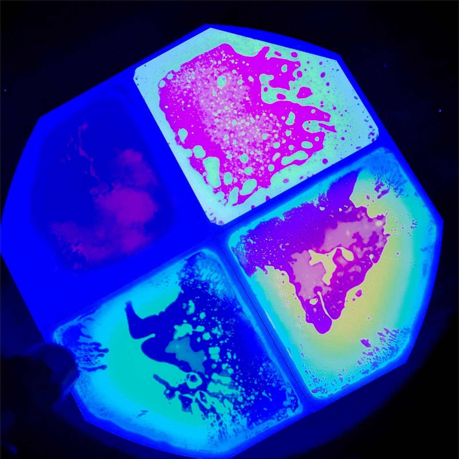 UV or Fluorescent Glow-in-the-Dark Tuff Tray Play Mat